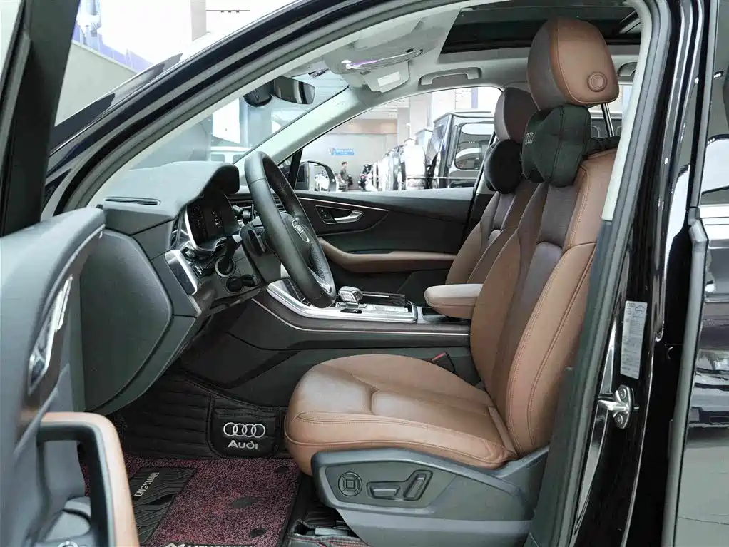 Audi Q7 — миниатюра 11