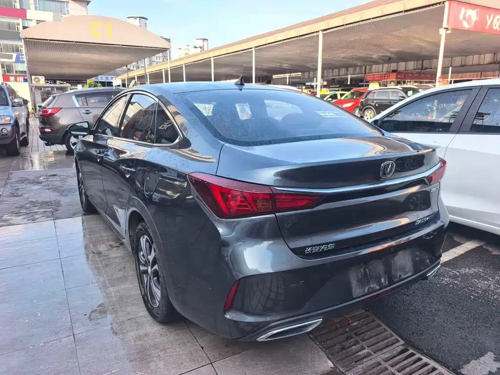 Changan Eado — миниатюра 7