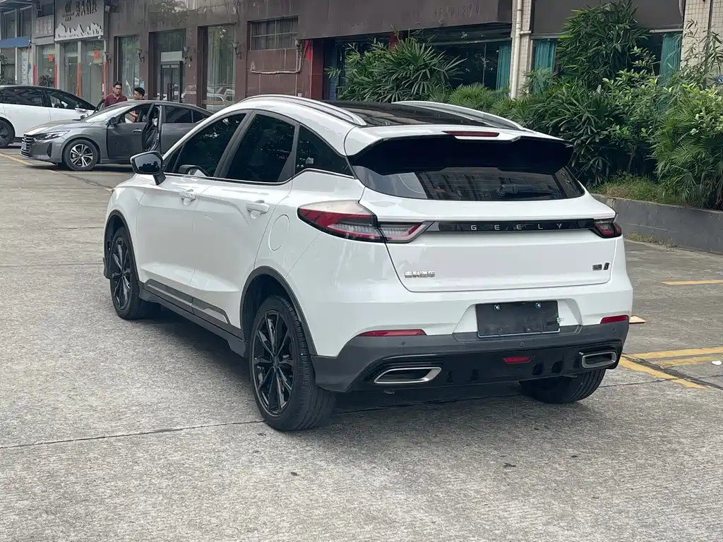 Geely Emgrand S — миниатюра 13