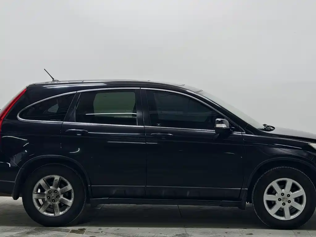 Honda CR-V — миниатюра 8