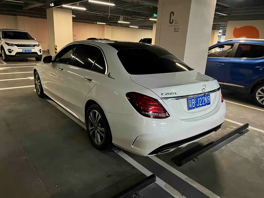 Mercedes-Benz C-Class — миниатюра 9
