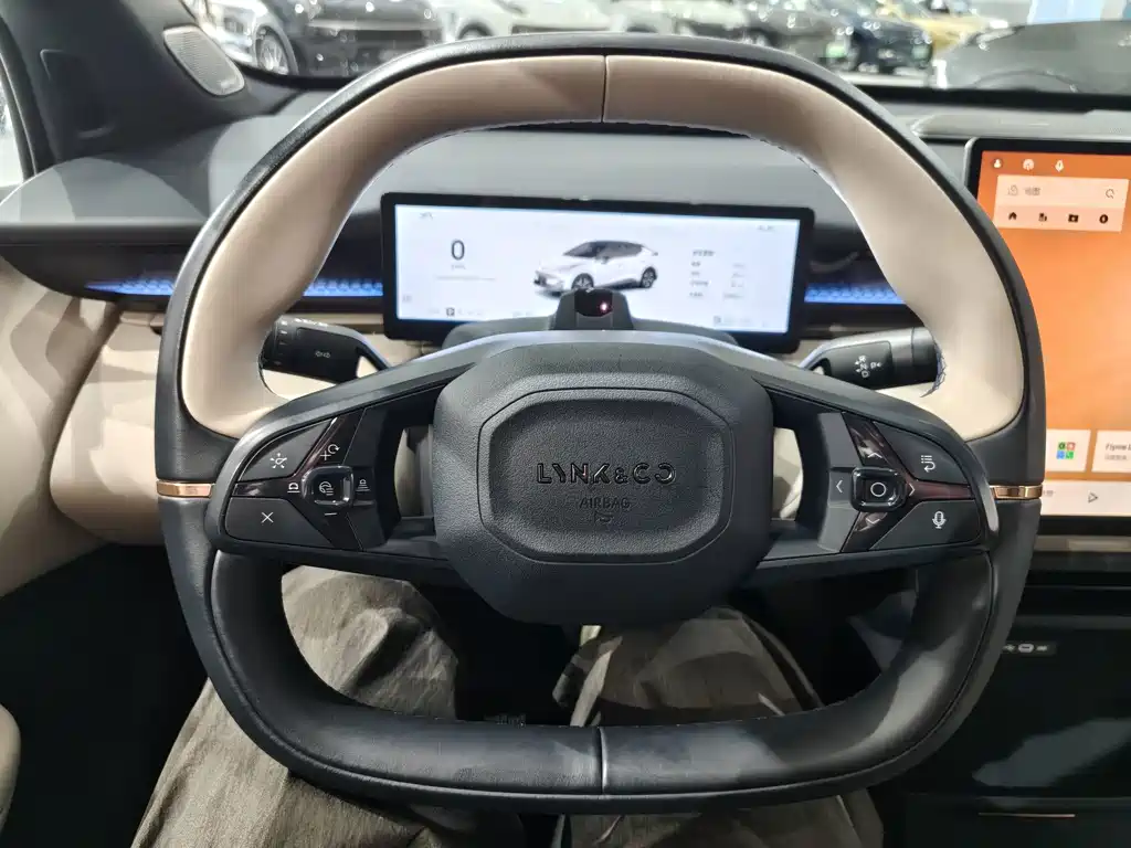 Lynk & Co Z20 — миниатюра 6