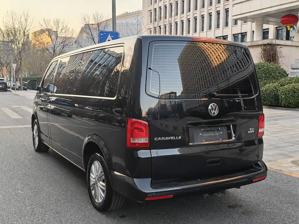 Volkswagen Caravelle 2015 2.0TSI Comfort