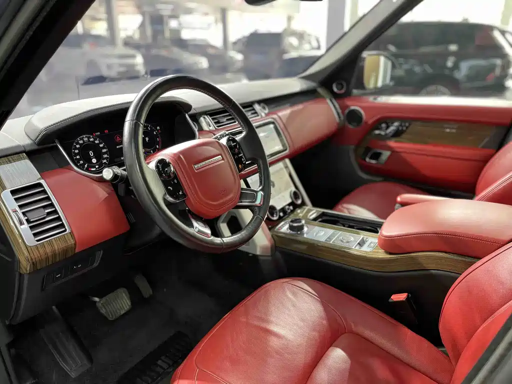 LAND ROVER RANGE ROVER