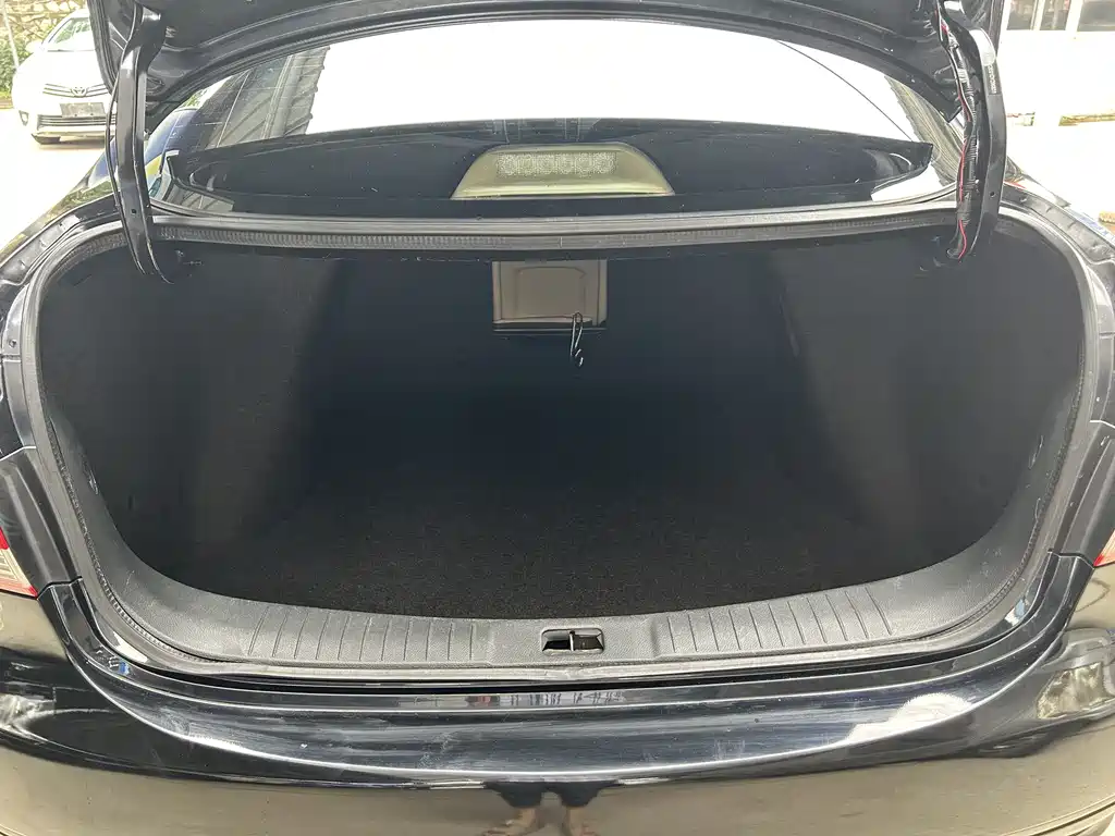 Nissan Sylphy 2012 1.6XE AT Comfort