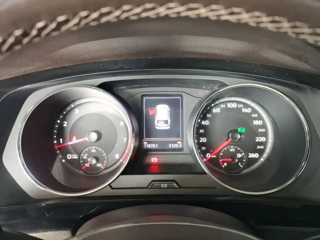 Volkswagen Tiguan L — миниатюра 12
