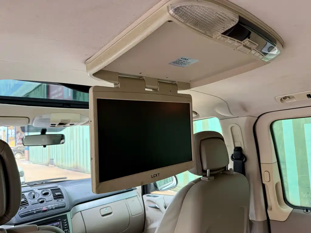 Mercedes-Benz Viano — миниатюра 10