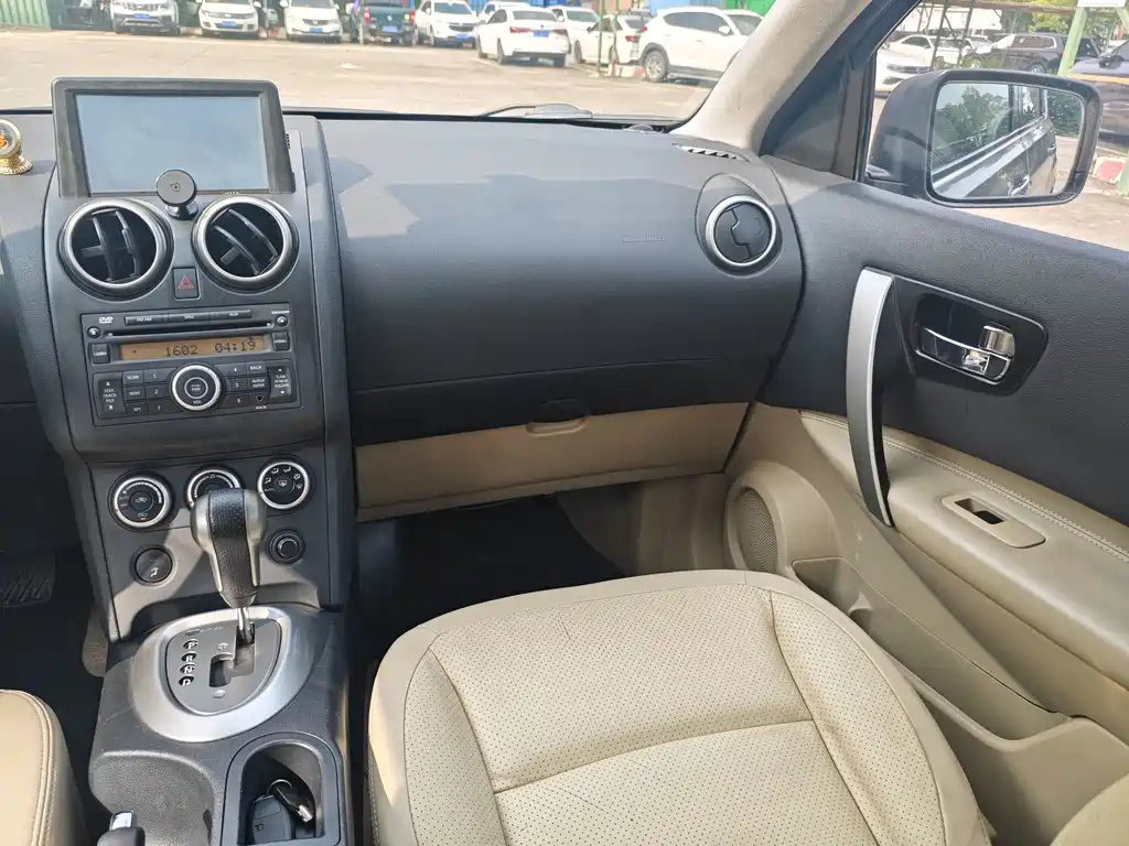 Nissan Qashqai — миниатюра 11