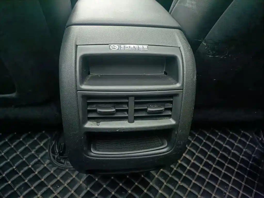 Cadillac XT5 — миниатюра 16