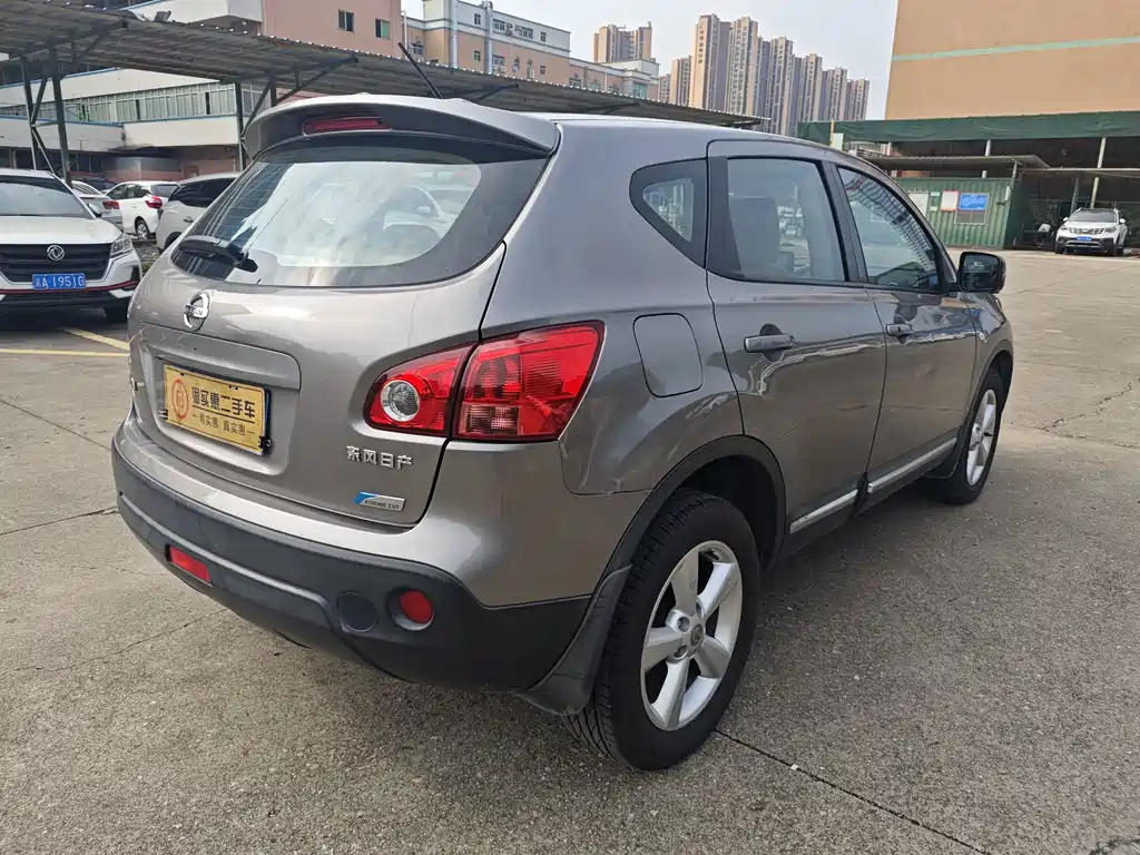 Nissan Qashqai — миниатюра 6