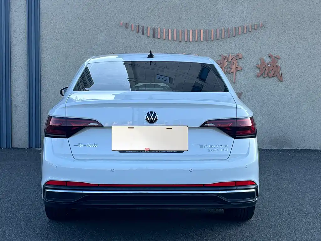 Volkswagen Sagitar — миниатюра 4