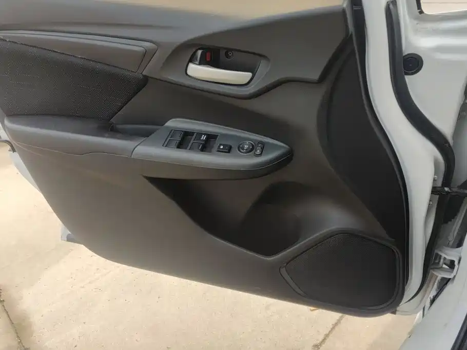 Honda Fit 2016 1.5L LXS CVT Comfort