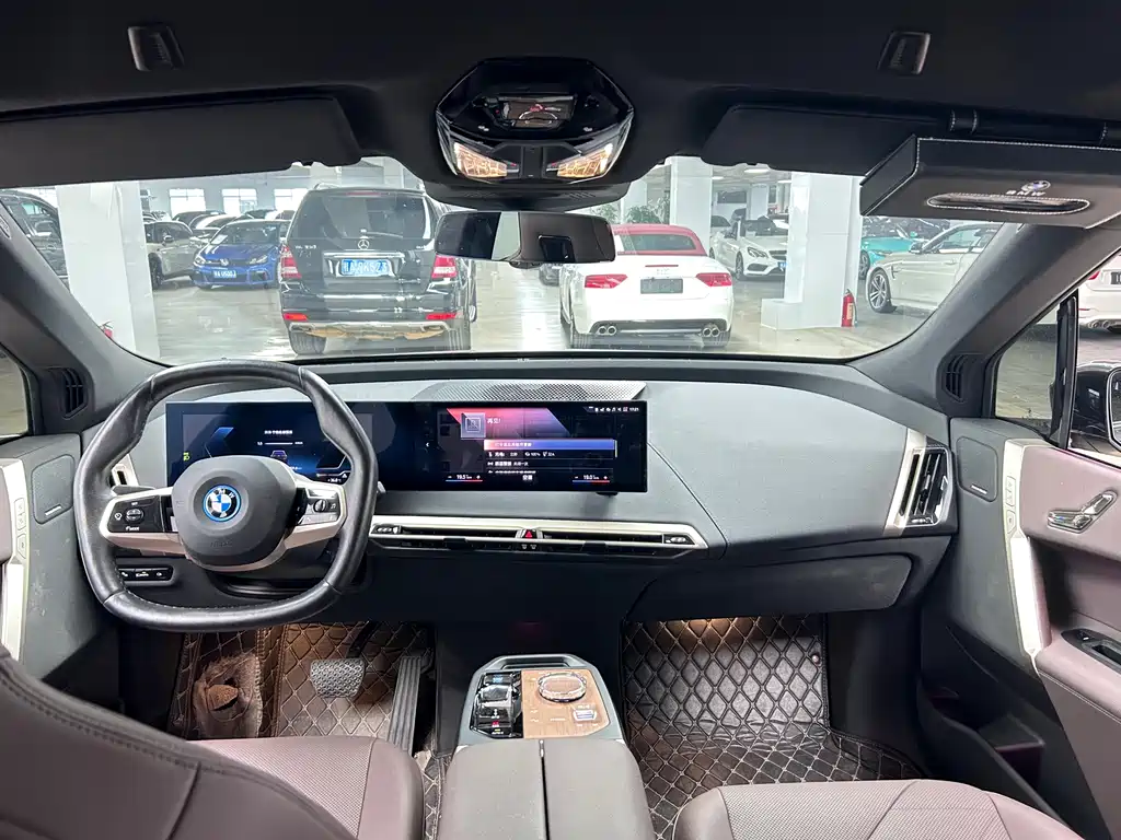 BMW iX — миниатюра 12
