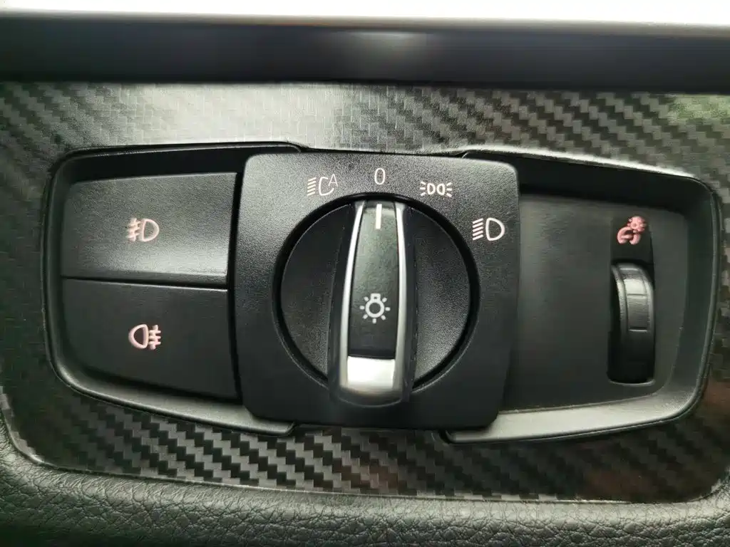 BMW 3 Series — миниатюра 21