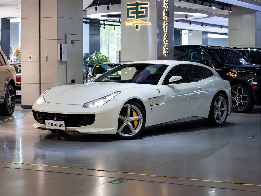 Ferrari GTC4Lusso