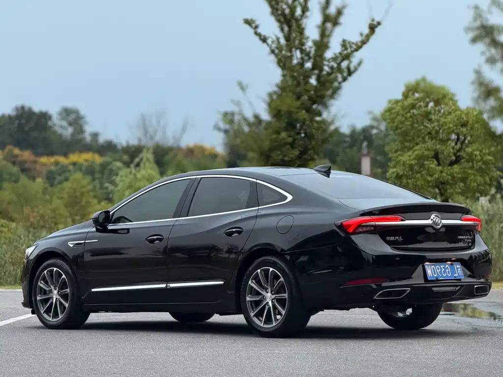Buick LaCrosse — миниатюра 7