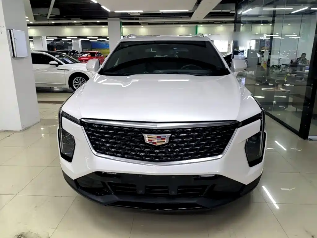 Cadillac XT4 — миниатюра 3