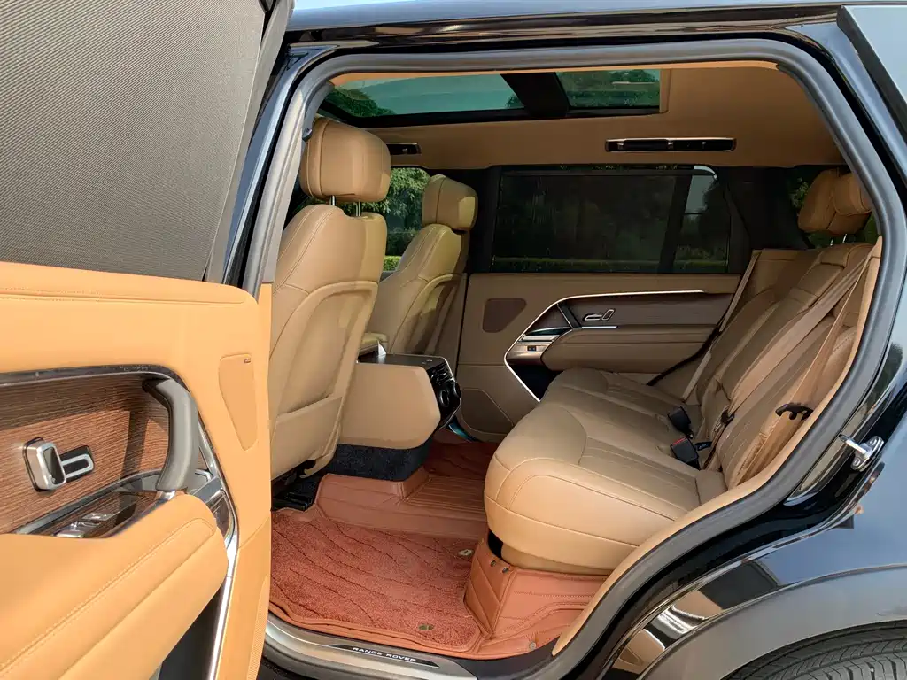 Land Rover Range Rover — миниатюра 8