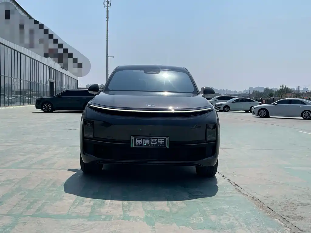Li Auto L8 2023 Pro