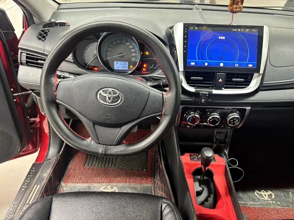 Toyota Yaris L — миниатюра 8