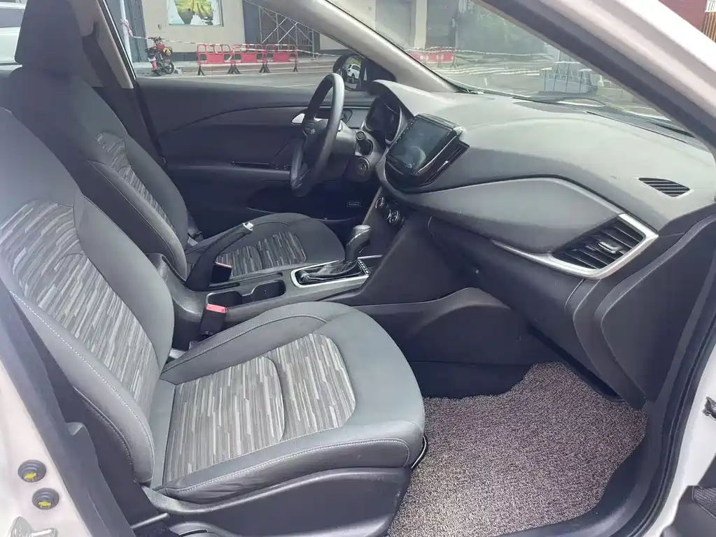 Chevrolet Cavalier — миниатюра 9