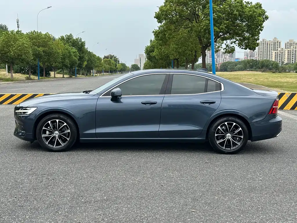 Volvo S60 — миниатюра 8
