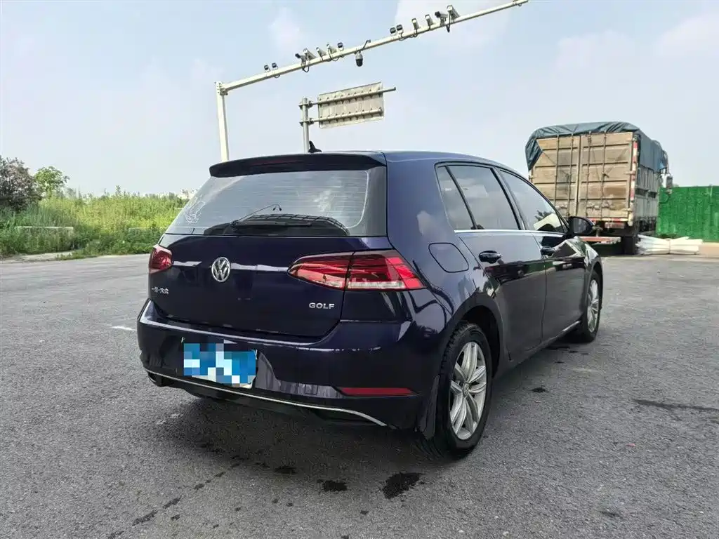Volkswagen Golf 2019 1.6L AT Comfort V