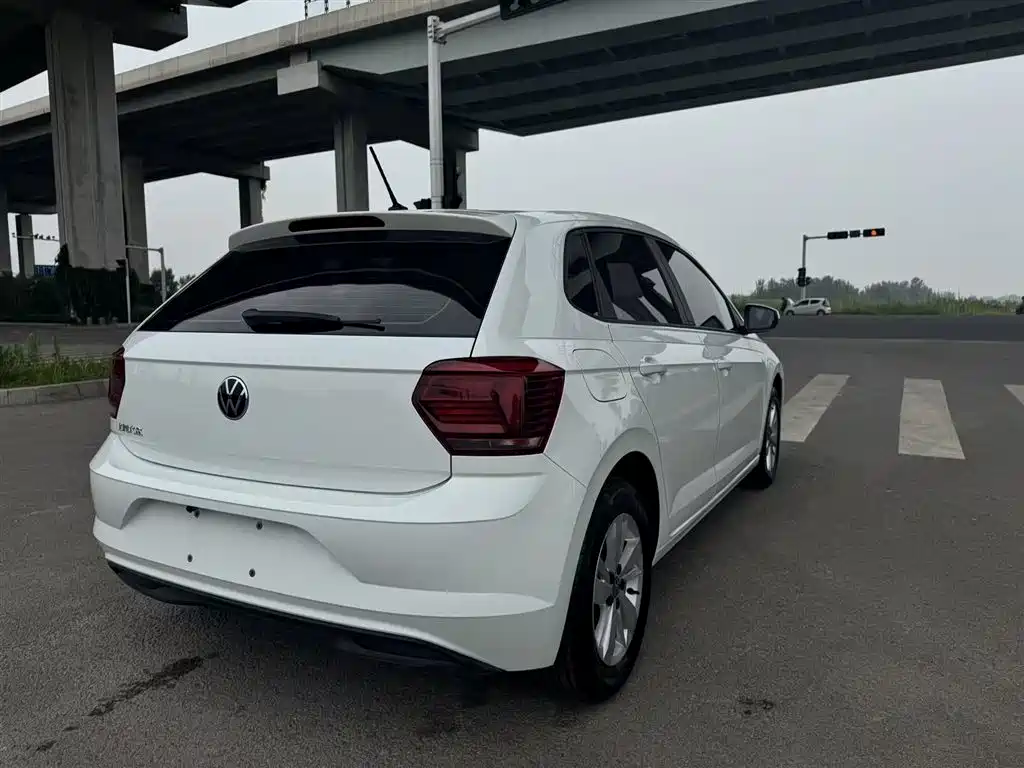 Volkswagen Polo 2023 Plus 1.5L AT