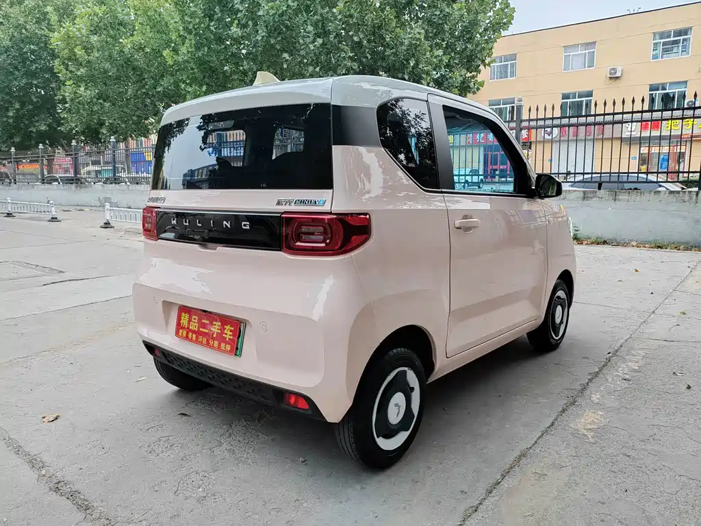 Wuling MINIEV — миниатюра 4