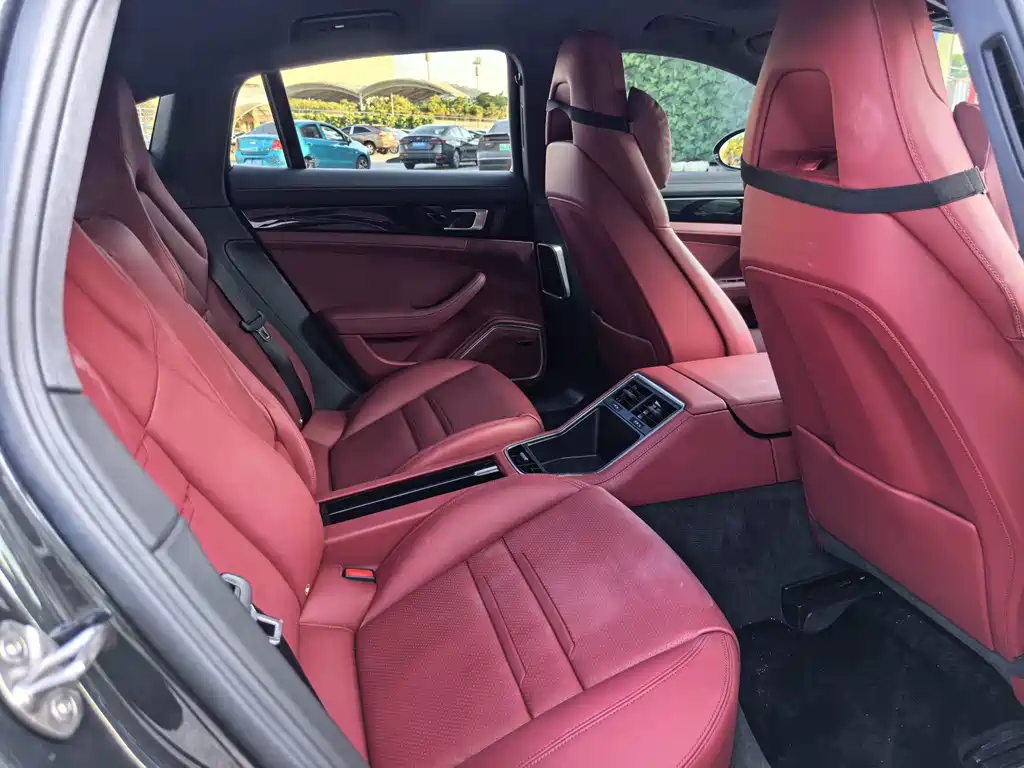 Porsche Panamera — миниатюра 12