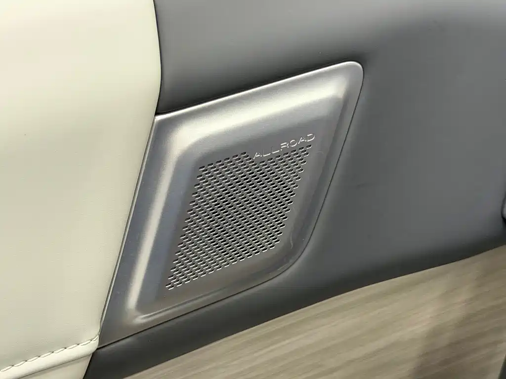 iCAR iCAR 03 — миниатюра 21