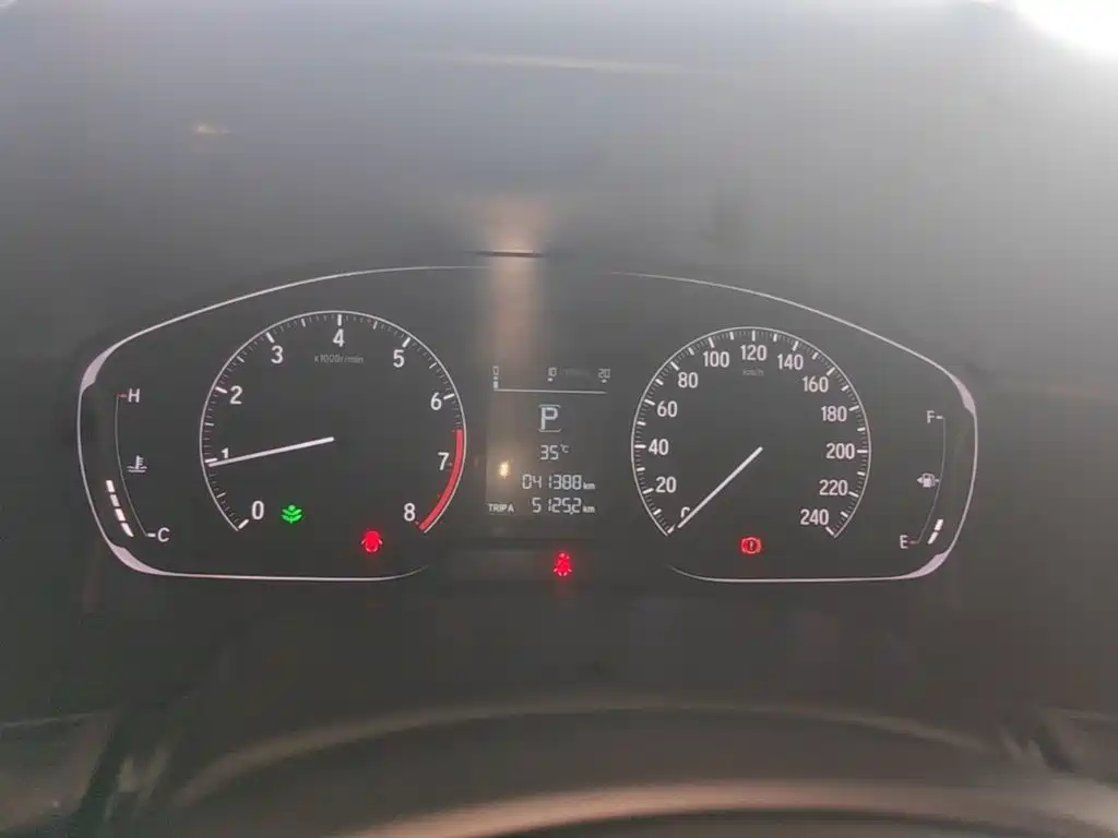 Honda Accord — миниатюра 12