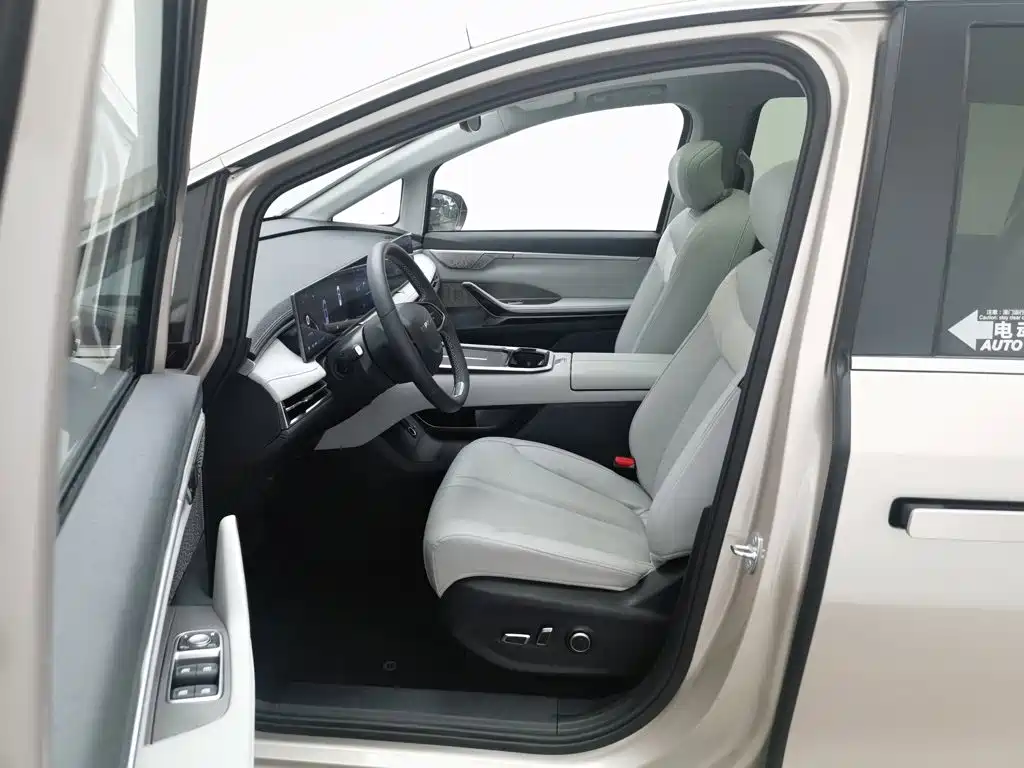 Maxus G70 — миниатюра 10