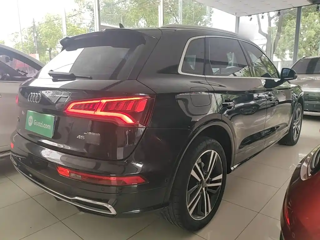 Audi Q5L — миниатюра 7