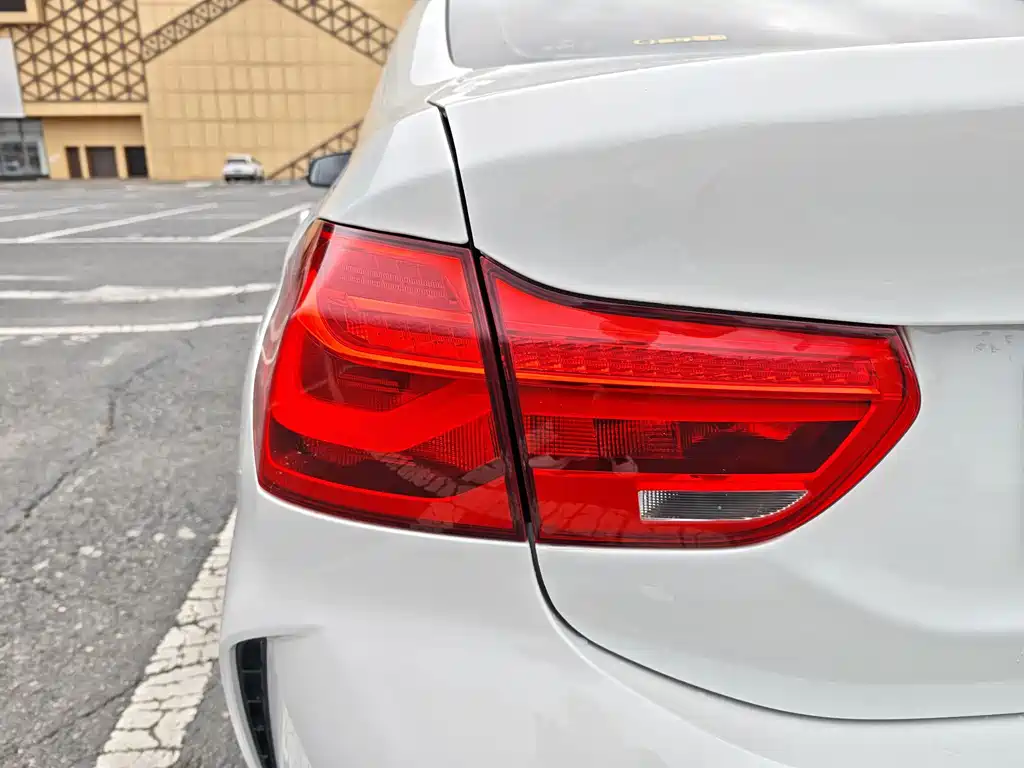 BMW 1 Series — миниатюра 14