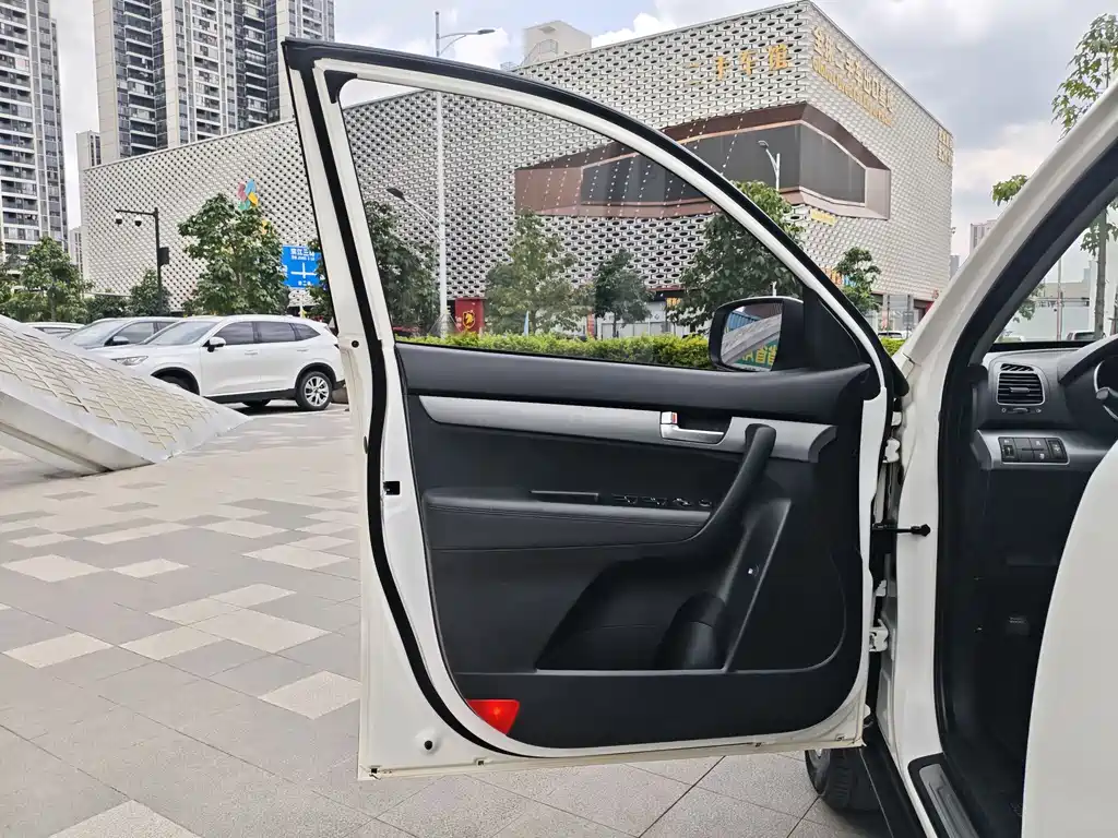 Kia Sorento — фотографии объявления, Фото 12