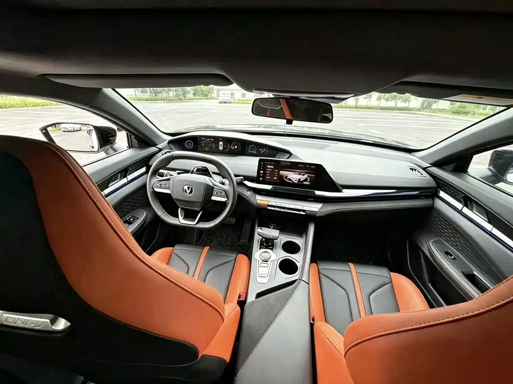 Changan UNI-V — миниатюра 6