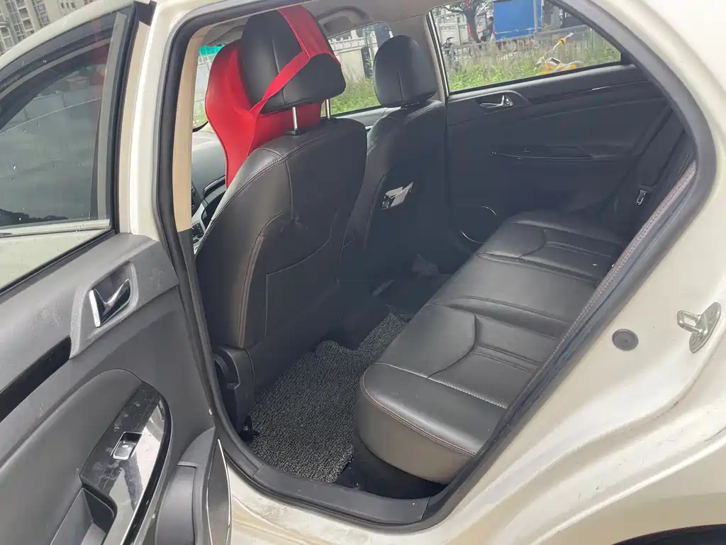 BYD e5 — миниатюра 12