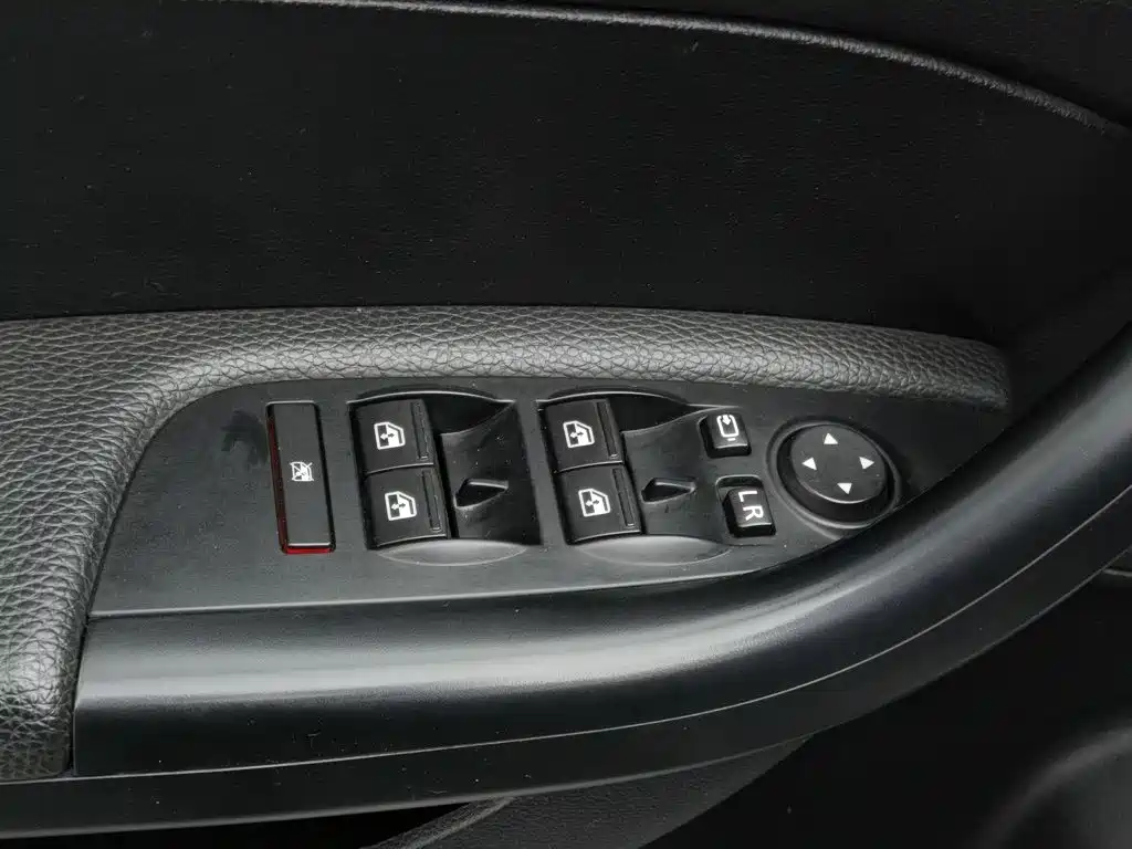 Qoros Qoros 5 — миниатюра 9