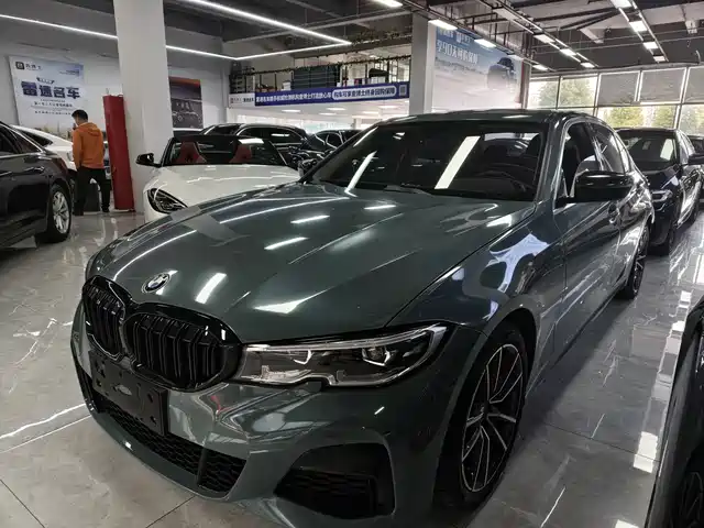 BMW 3 SERIES