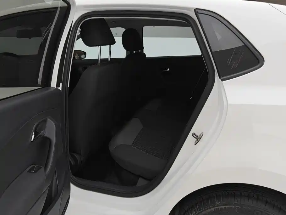Volkswagen Polo — миниатюра 11