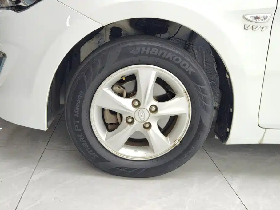 Hyundai Verna — миниатюра 6