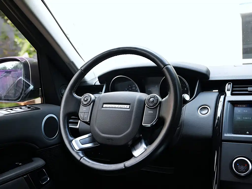 Land Rover Discovery — миниатюра 6