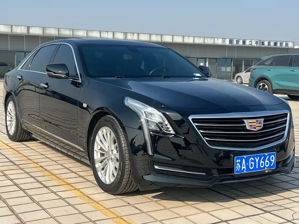 CADILLAC CT6