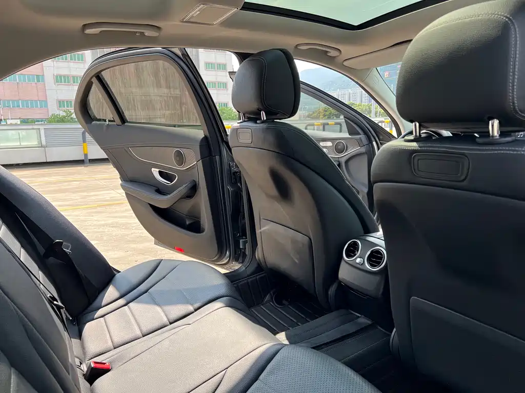 MERCEDES-BENZ C CLASS