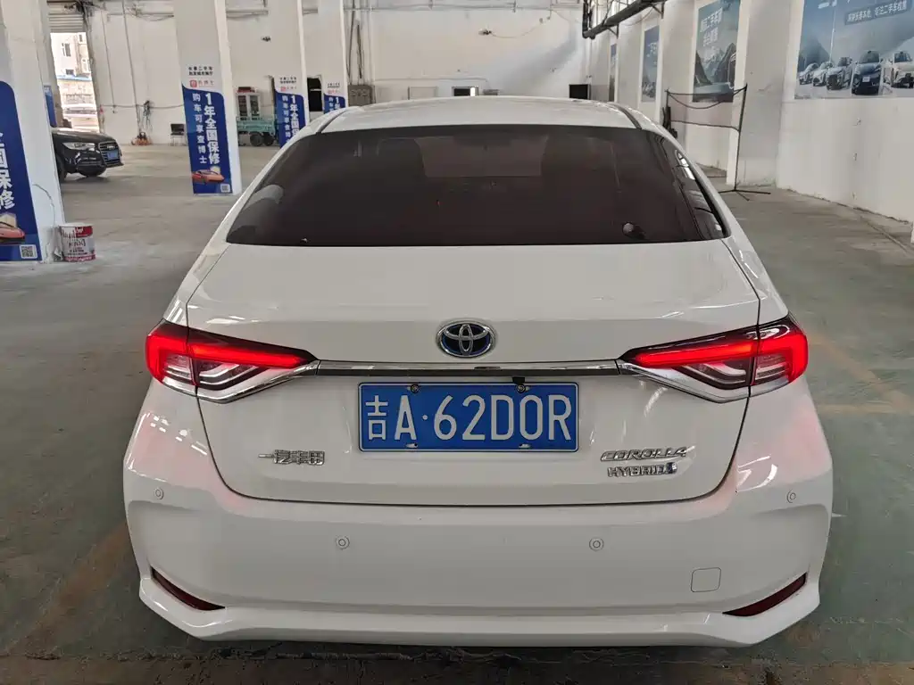 Toyota Corolla — миниатюра 8