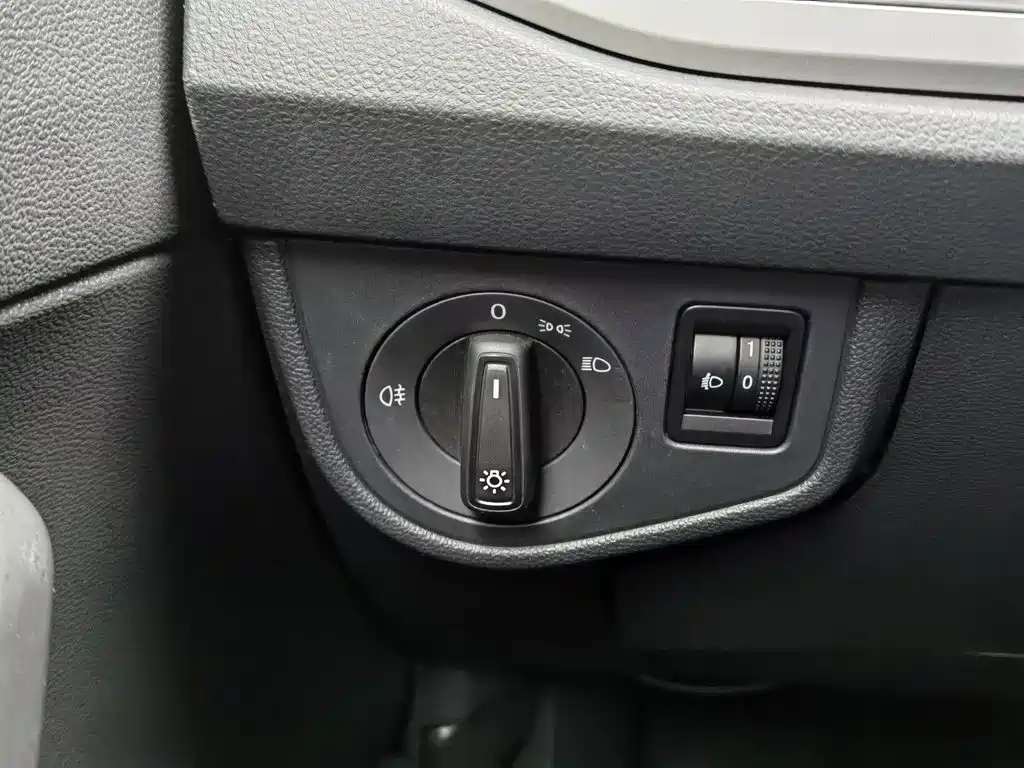 Volkswagen Polo — миниатюра 21