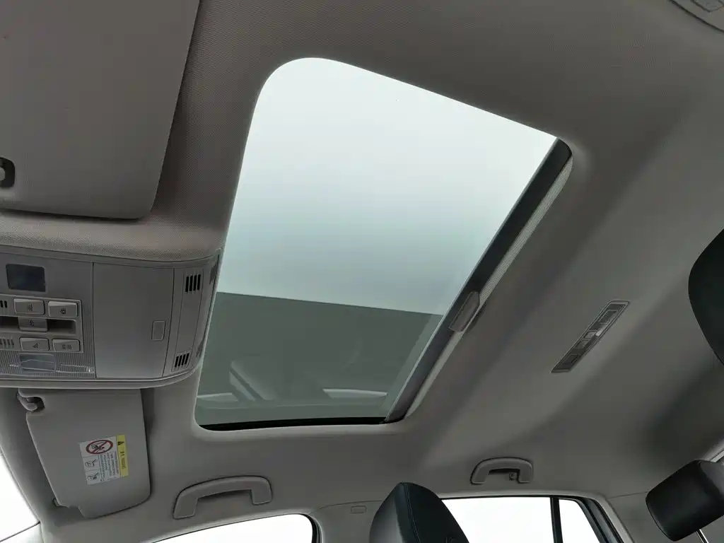 Volkswagen Golf — миниатюра 14