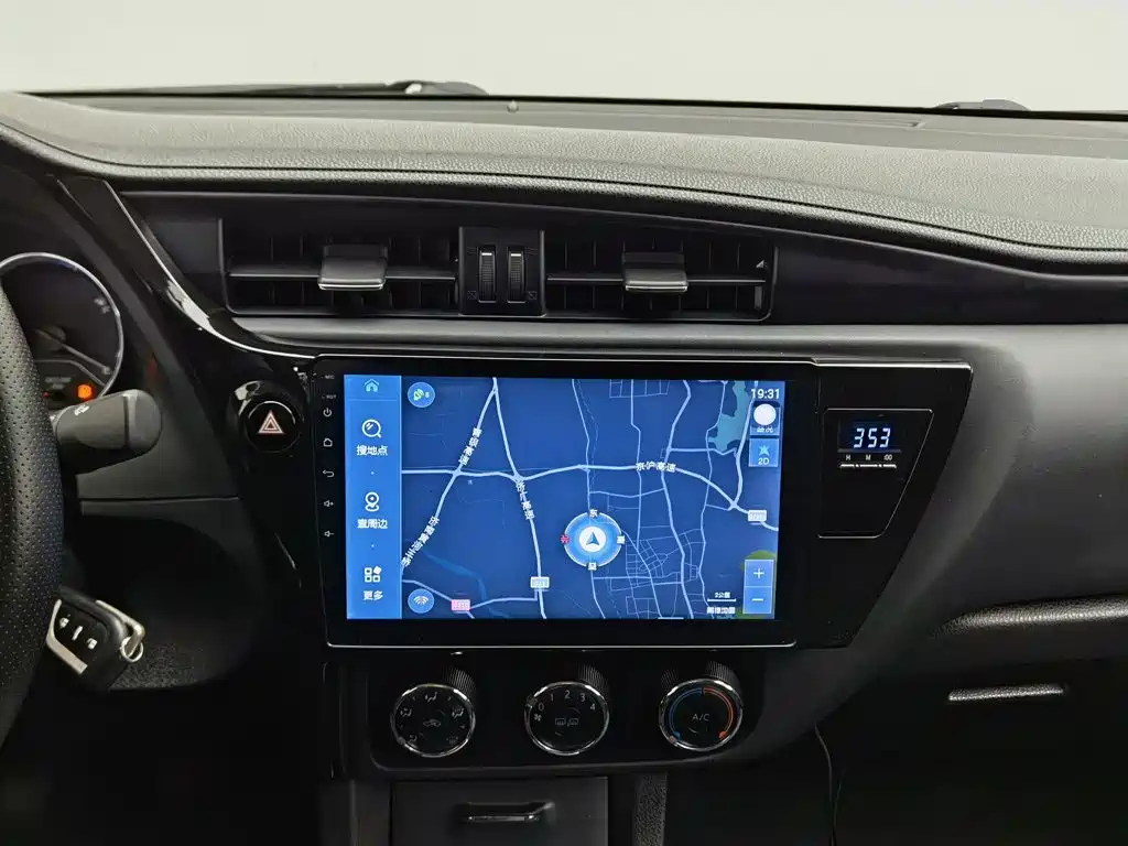 Toyota Corolla — миниатюра 12