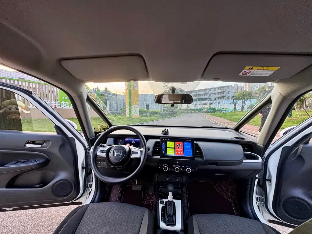Honda Fit — миниатюра 10